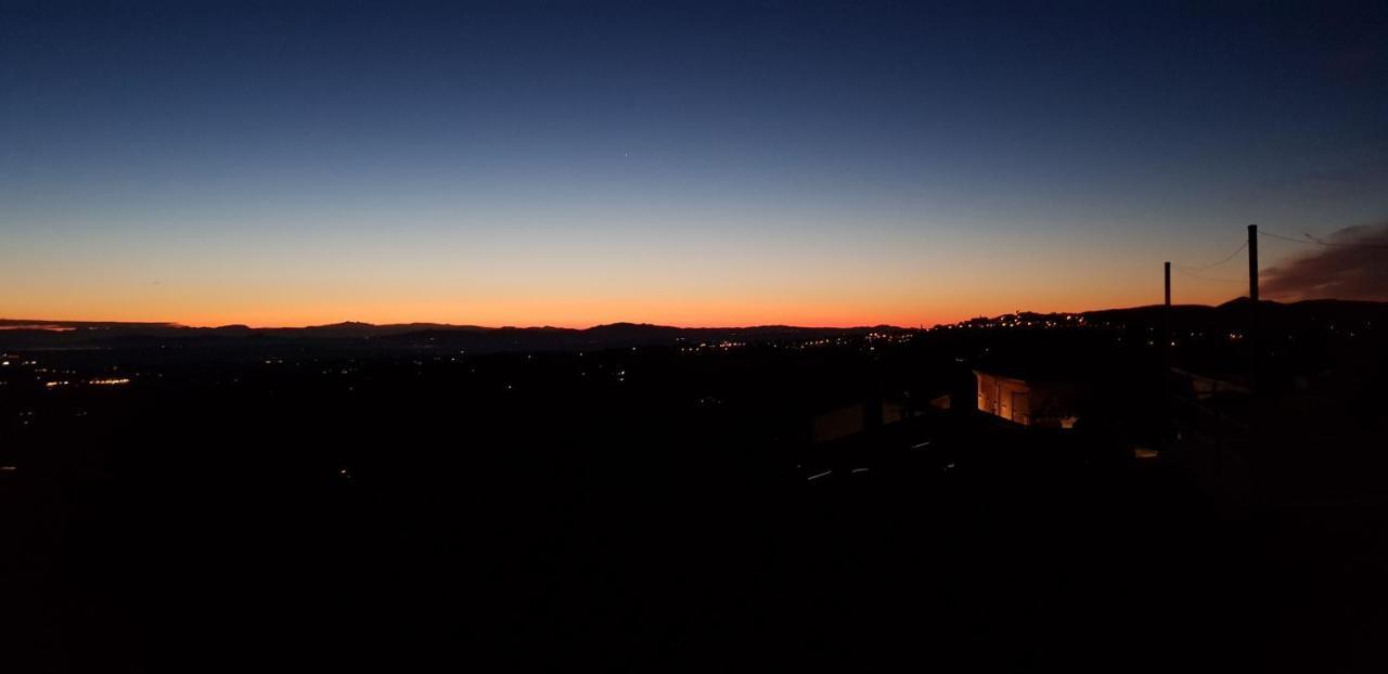 B&B Il Glicine Montefollonico Buitenkant foto